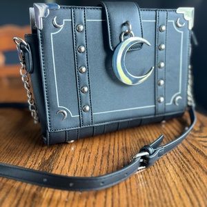 Kill star crescent moon purse